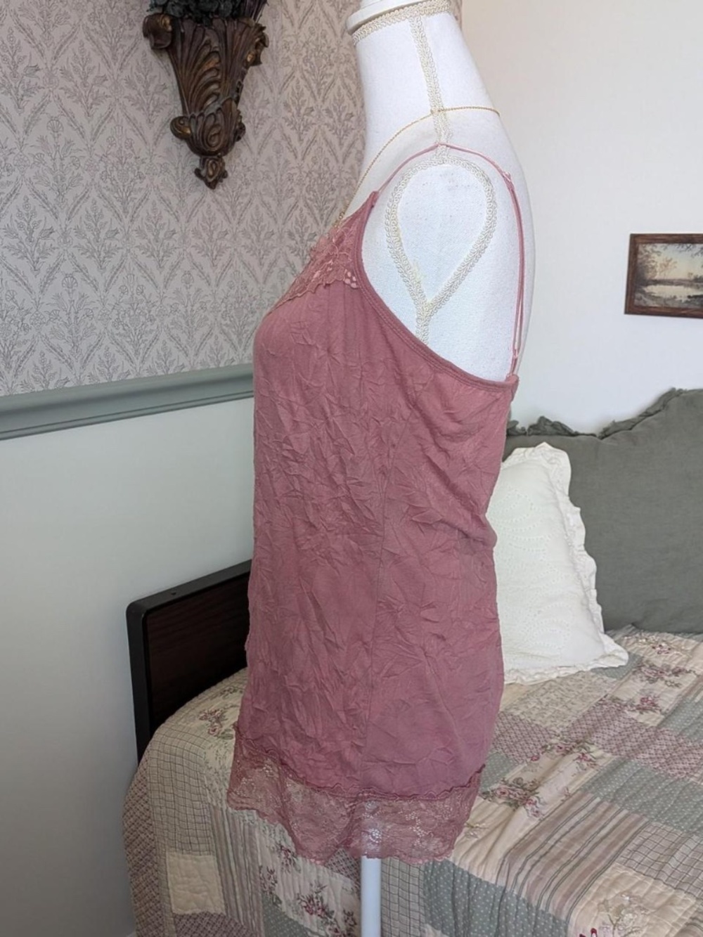Maurices crinkle lace cami dusty rose M  Y2K-inspired - Picture 7 of 7